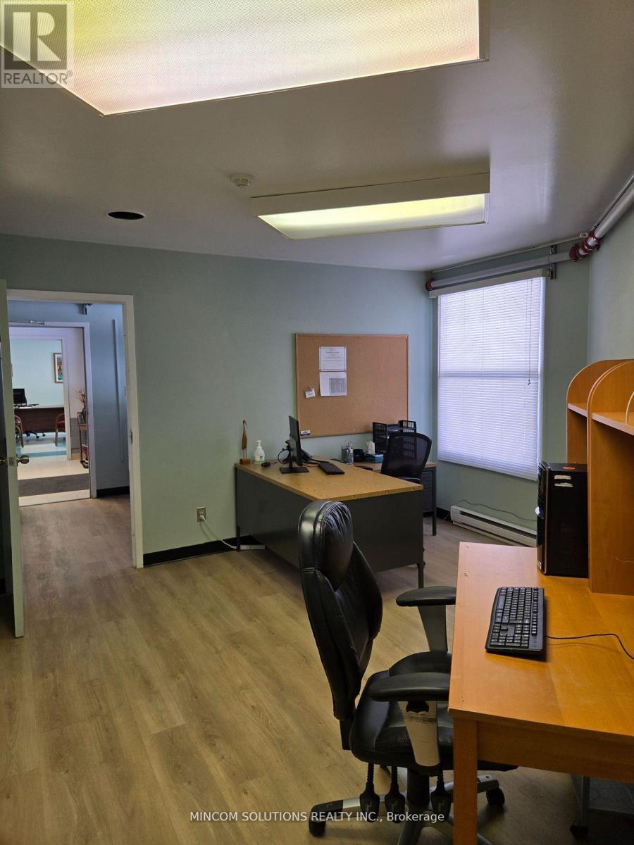 102 Corkery Street, Powassan, Ontario  P0H 2L0 - Photo 6 - X12501612