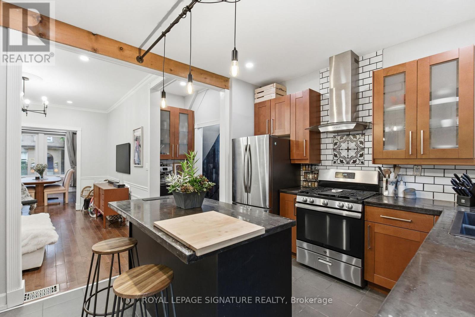 191 Burris Street, Hamilton, Ontario  L8M 2J7 - Photo 18 - X12501614