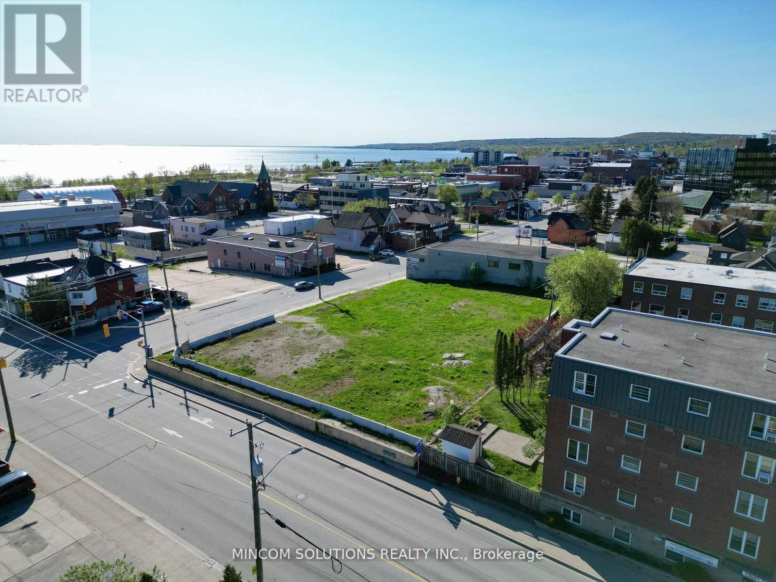 366 Mcintyre Street E, North Bay, Ontario  P1B 1C8 - Photo 6 - X12501626