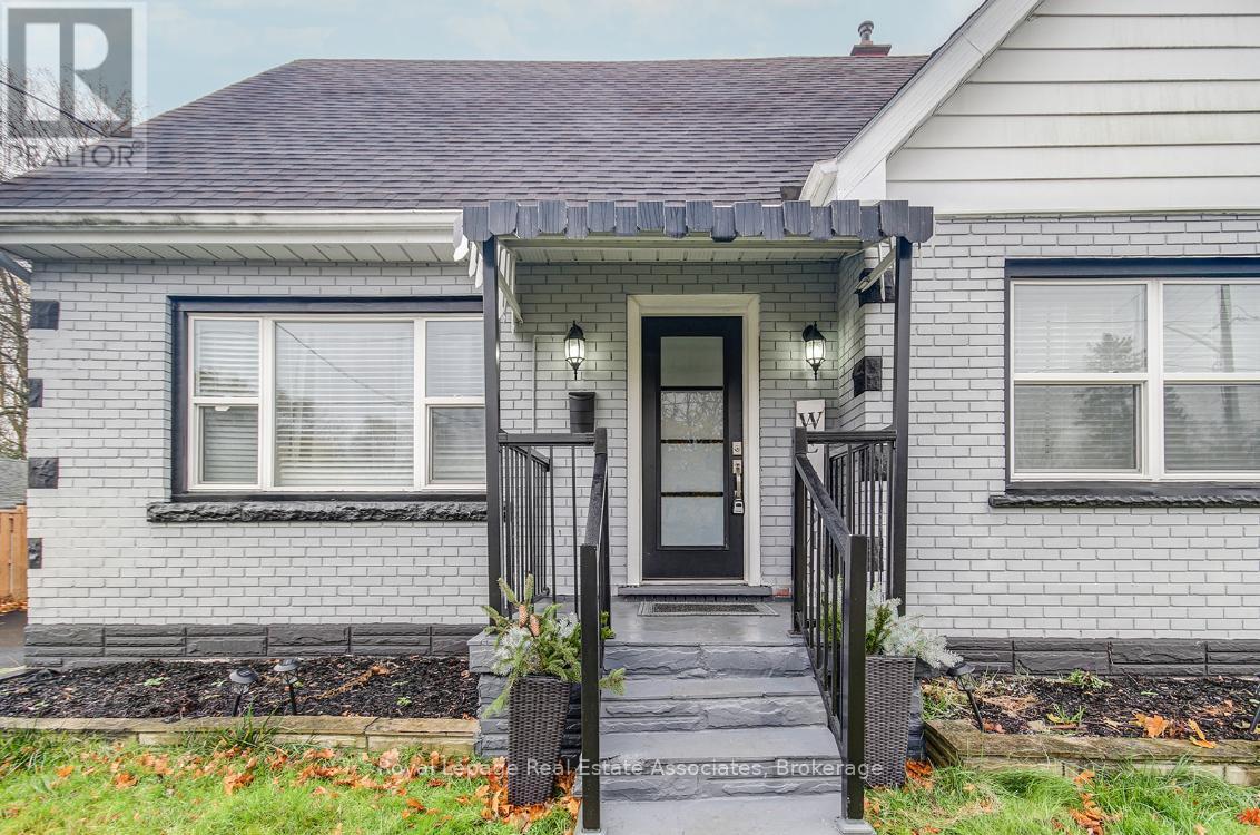 75 Tollgate Road, Brantford, Ontario  N3R 4Z5 - Photo 2 - X12501642