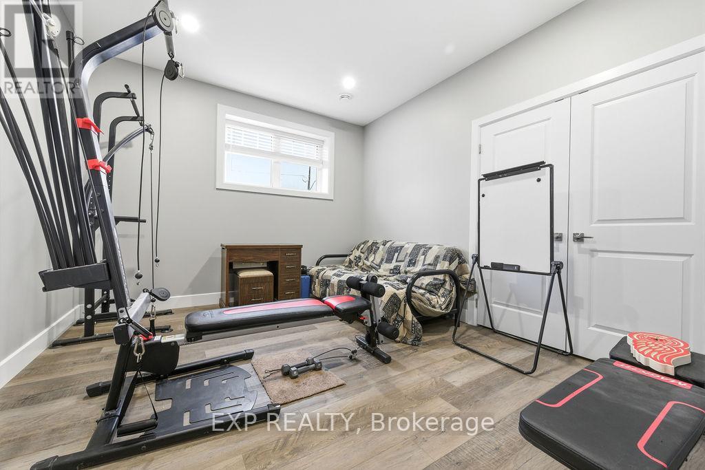 20 Riverdale Street, Whitewater Region, Ontario  K0J 2L0 - Photo 45 - X12501714