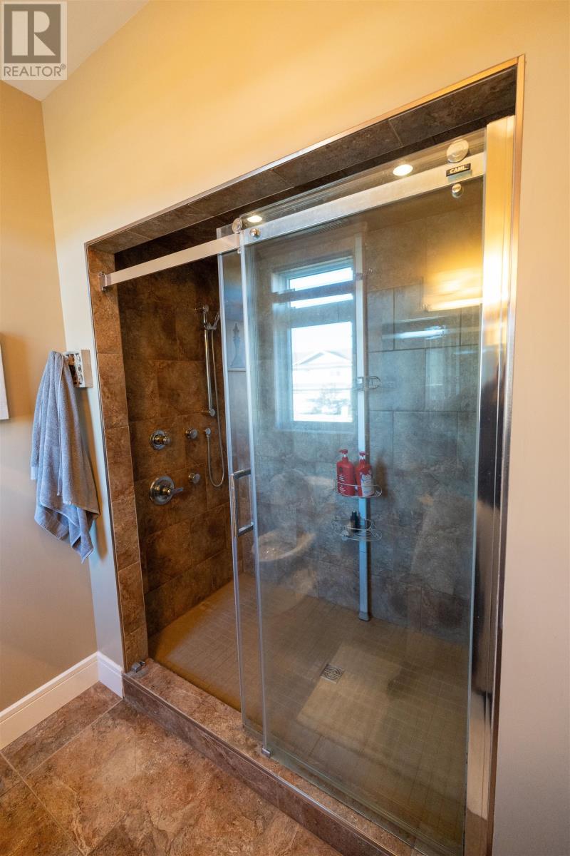 200 Deer Ct, Thunder Bay, Ontario  P7G 6B4 - Photo 23 - TB253177