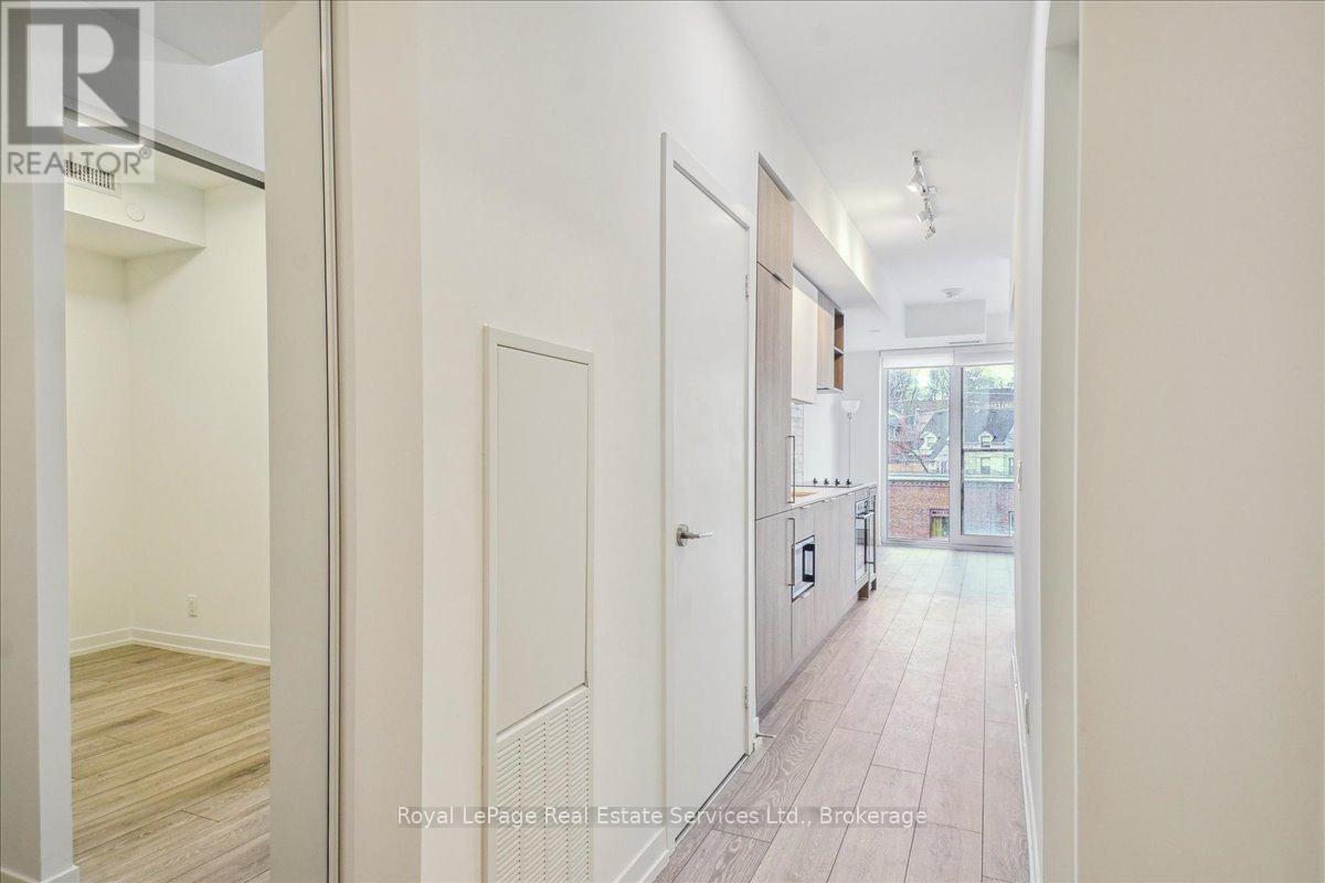 327 - 2020 BATHURST STREET, toronto (humewood-cedarvale), Ontario