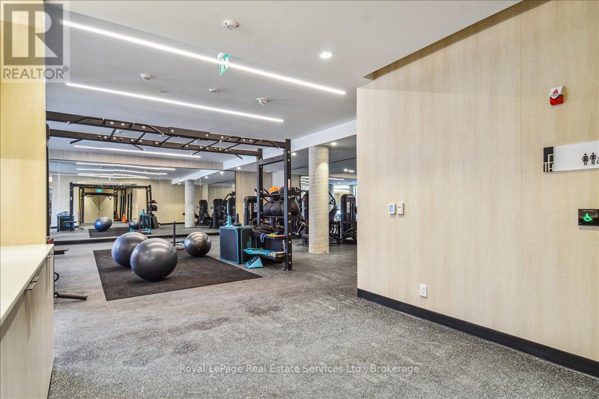 327 - 2020 Bathurst Street, Toronto (Humewood-Cedarvale), Ontario  M5P 0A6 - Photo 25 - C12501742