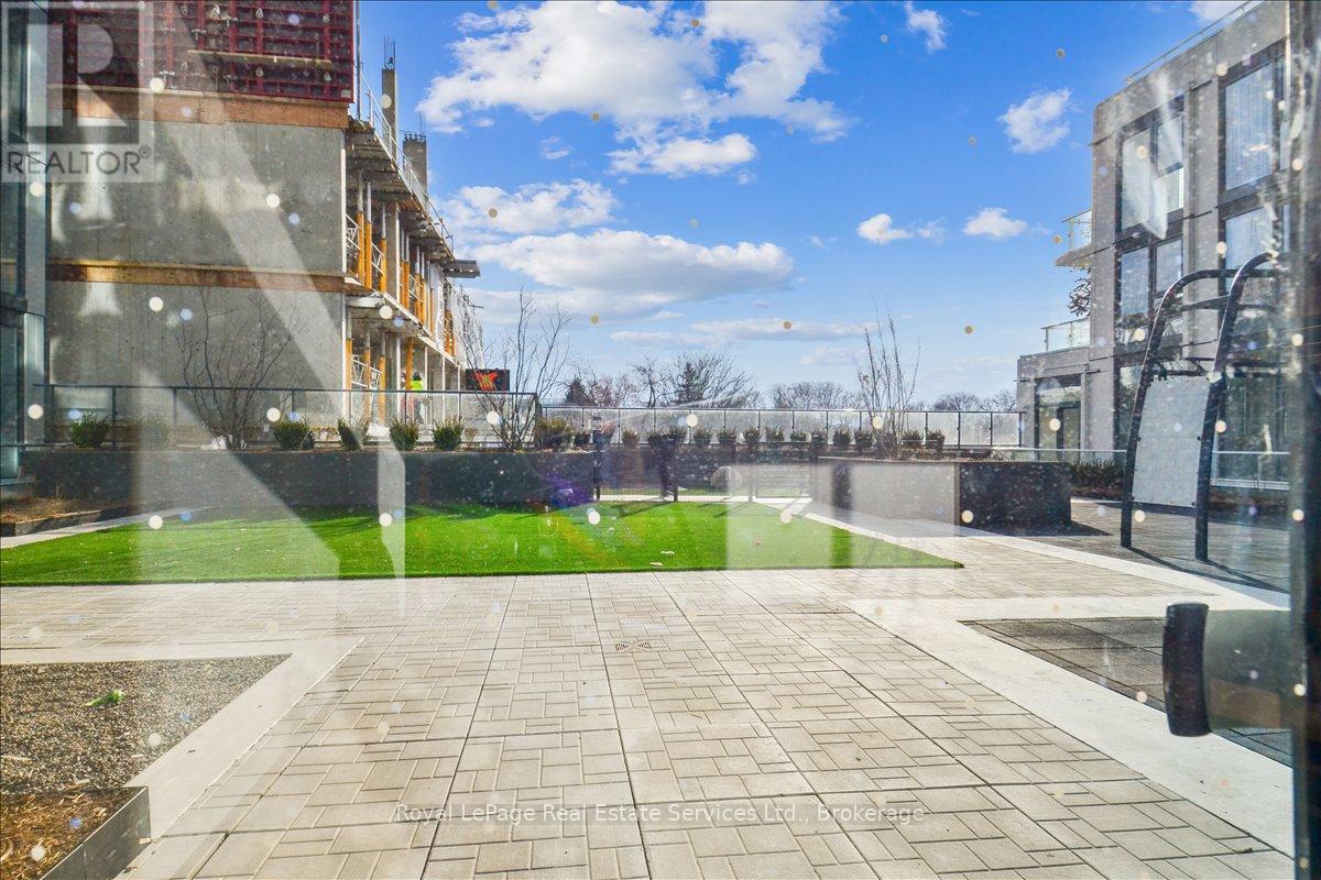 327 - 2020 Bathurst Street, Toronto (Humewood-Cedarvale), Ontario  M5P 0A6 - Photo 44 - C12501742
