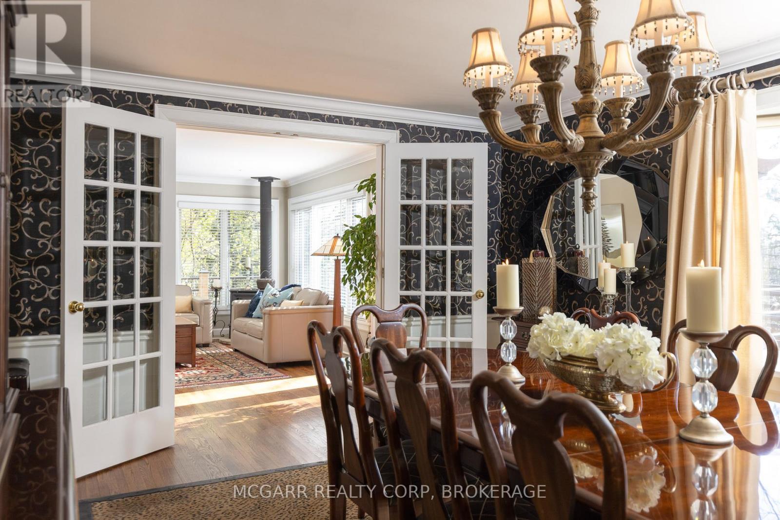 62 Hillcrest Avenue, St. Catharines (Old Glenridge), Ontario  L2R 4Y1 - Photo 10 - X12501684