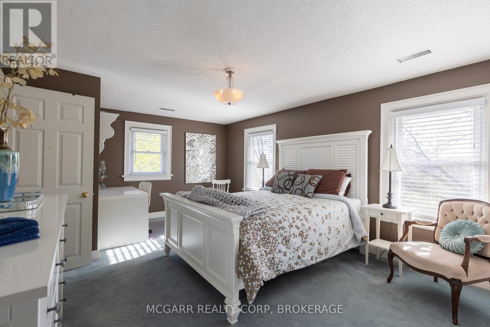 62 Hillcrest Avenue, St. Catharines (Old Glenridge), Ontario  L2R 4Y1 - Photo 22 - X12501684