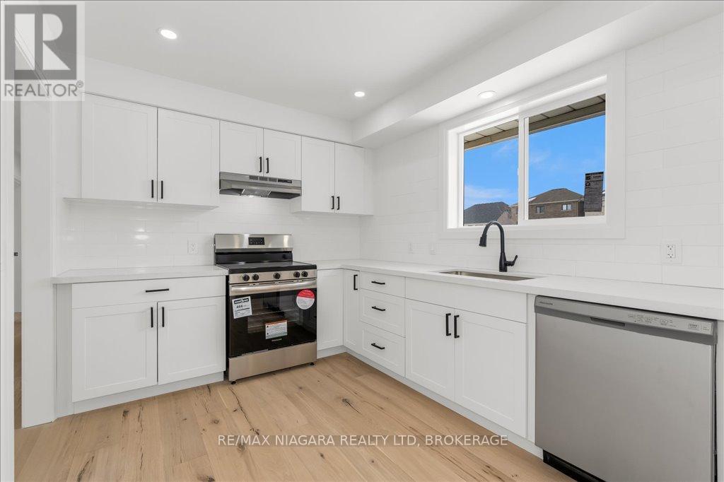 97 King St Street E, Haldimand, Ontario  N0A 1H0 - Photo 2 - X12501708