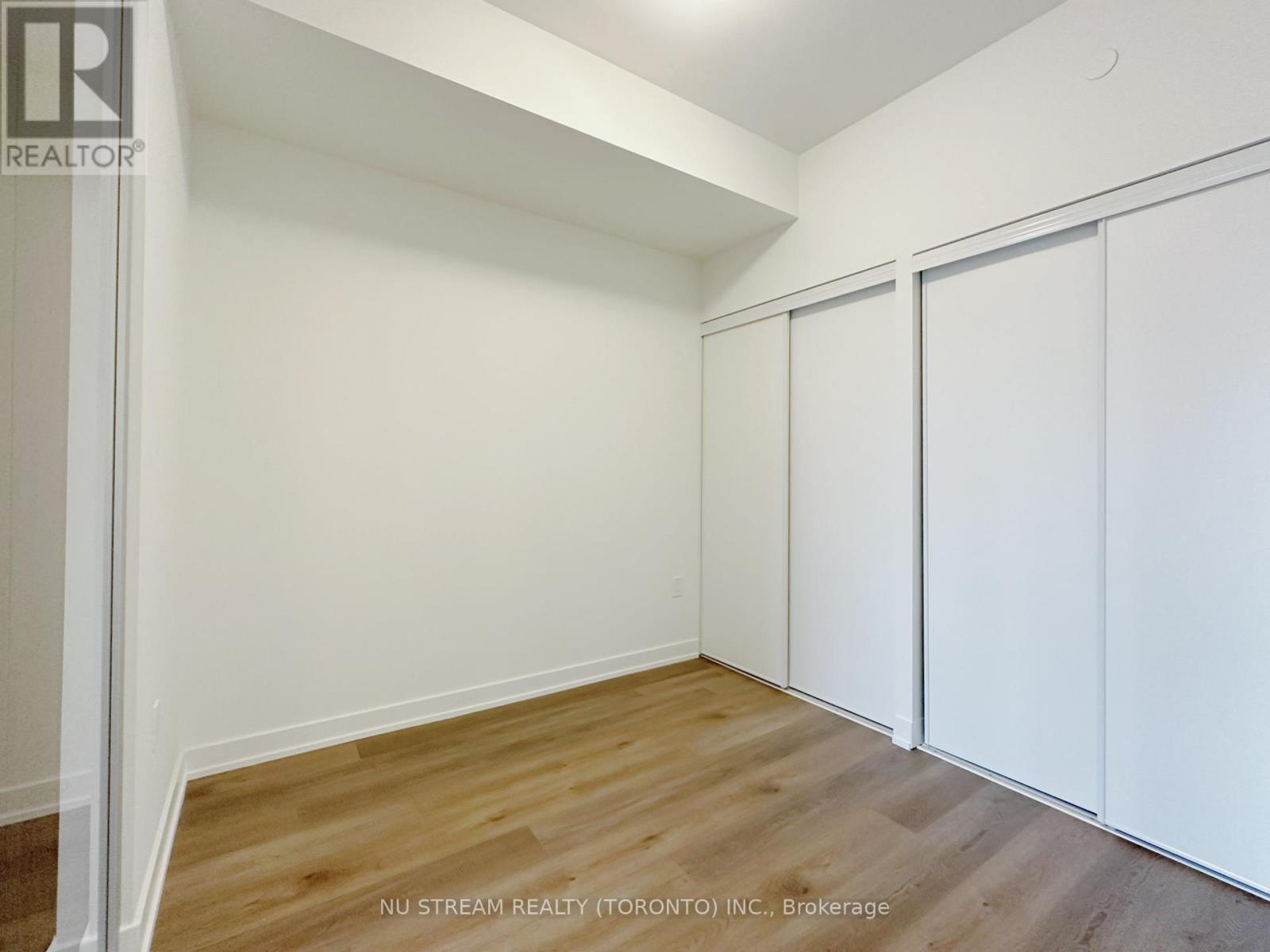 326 - 1 Kyle Lowry Road, Toronto, Ontario  M3C 0S6 - Photo 4 - C12500684