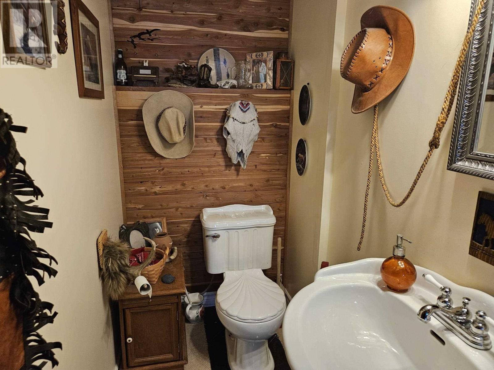 4 Fisher Ave, Manitouwadge, Ontario  P0T 2C0 - Photo 23 - TB250583