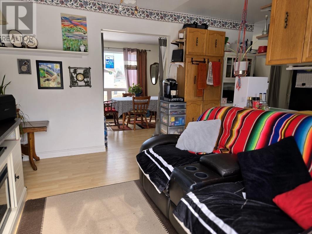 4 Fisher Ave, Manitouwadge, Ontario  P0T 2C0 - Photo 7 - TB250583