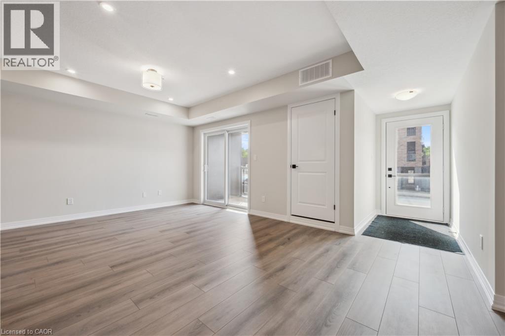 42 Urbane Boulevard, Kitchener, Ontario  N2E 0H8 - Photo 4 - 40784924