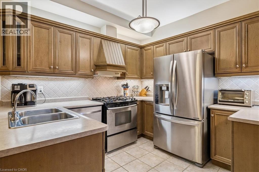 1019 North Shore Boulevard E Unit# 8, Burlington, Ontario  L7T 1X8 - Photo 14 - 40781009