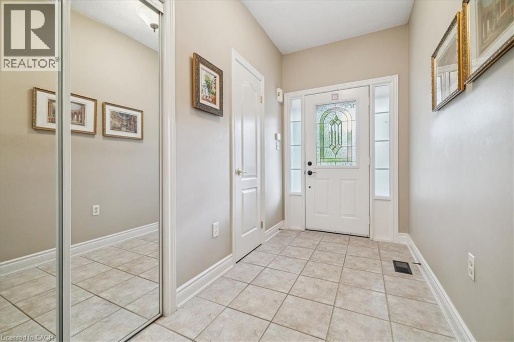 1019 North Shore Boulevard E Unit# 8, Burlington, Ontario  L7T 1X8 - Photo 6 - 40781009