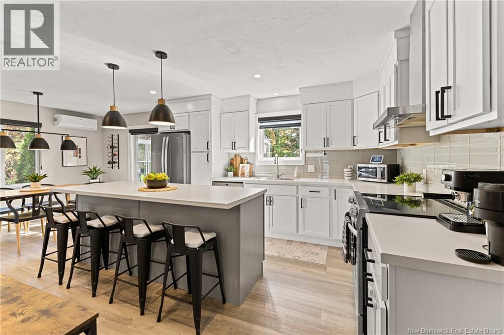 628 Clarence Cormier Street, Dieppe, New Brunswick  E1A 7T3 - Photo 4 - NB128427