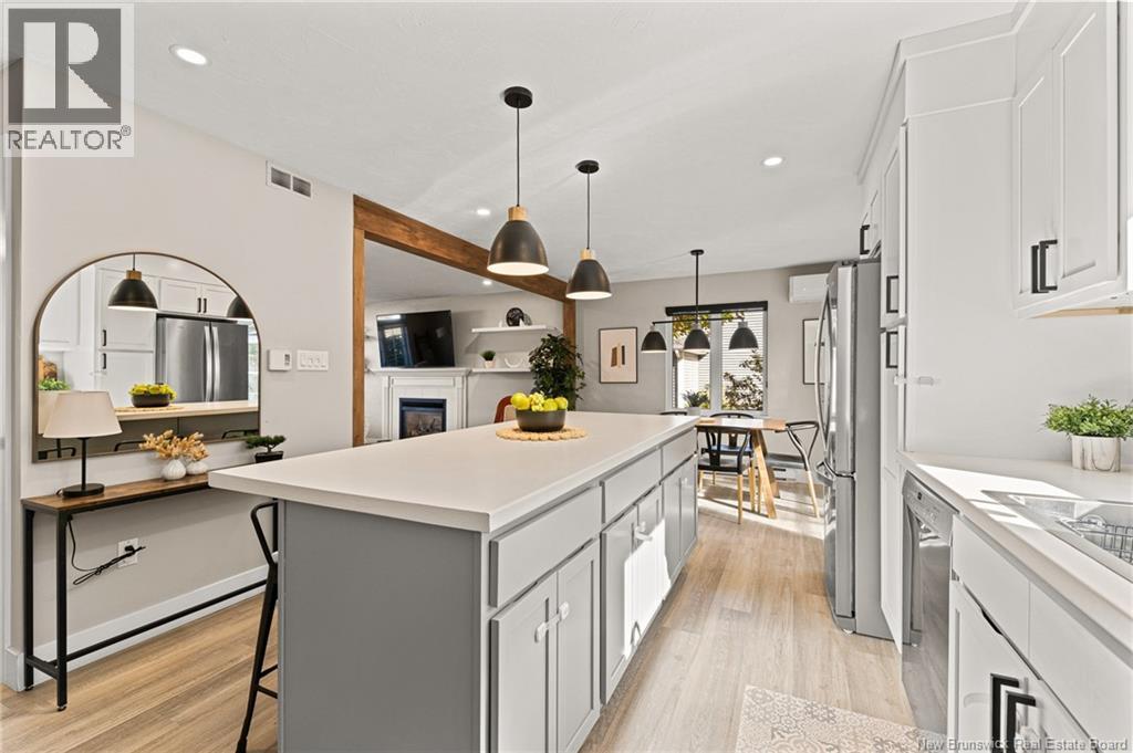 628 Clarence Cormier Street, Dieppe, New Brunswick  E1A 7T3 - Photo 5 - NB128427