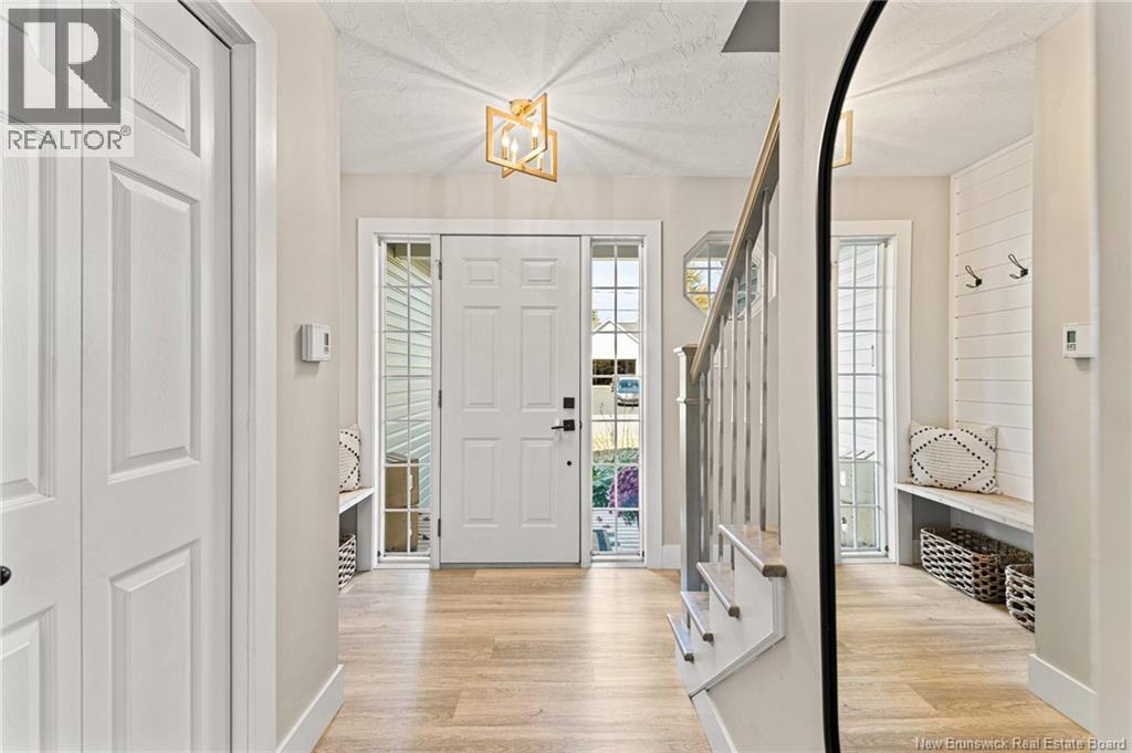 628 Clarence Cormier Street, Dieppe, New Brunswick  E1A 7T3 - Photo 3 - NB128427