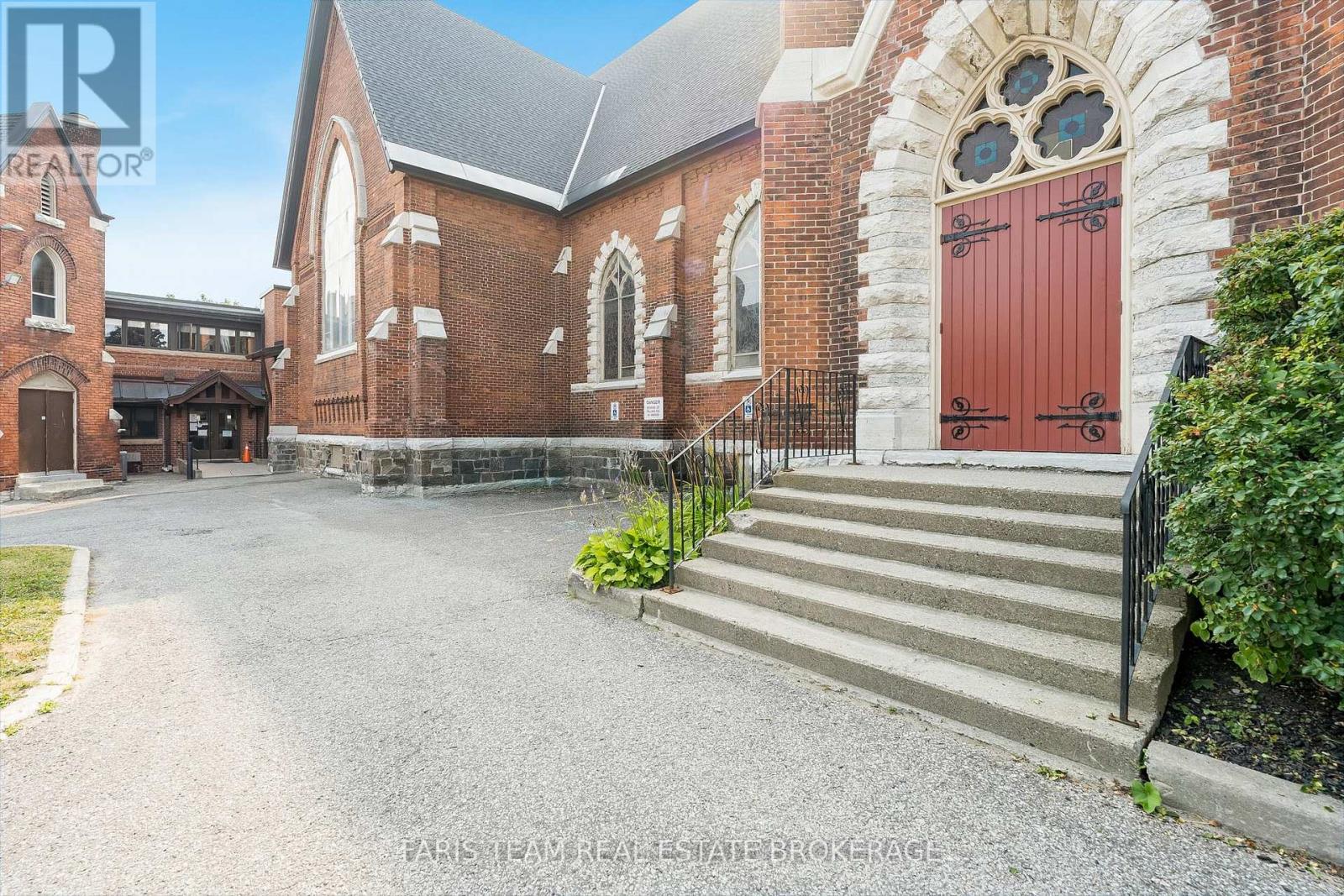 58 Peter Street N, Orillia, Ontario  L3V 4Y7 - Photo 12 - S12359904