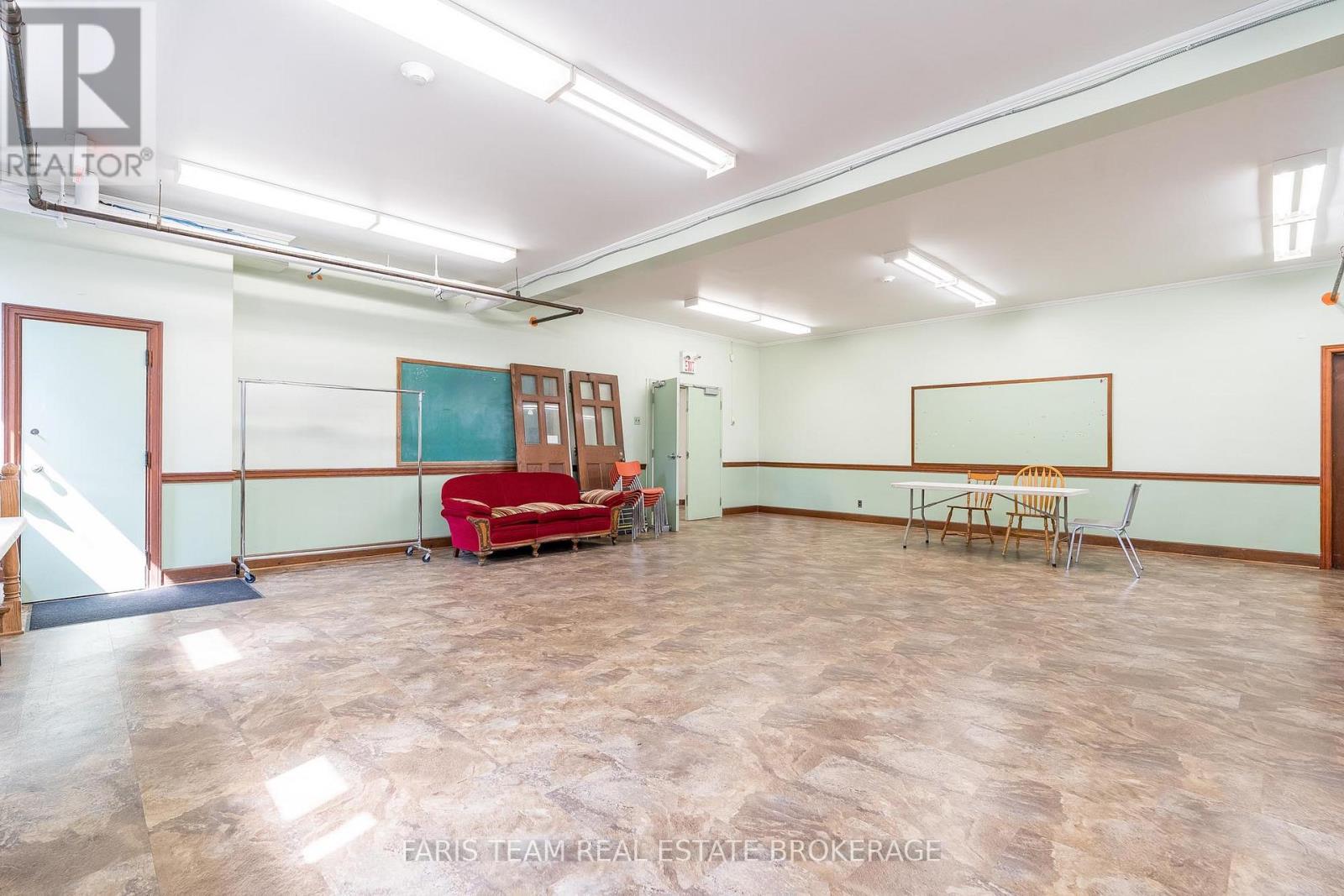 58 Peter Street N, Orillia, Ontario  L3V 4Y7 - Photo 30 - S12359904