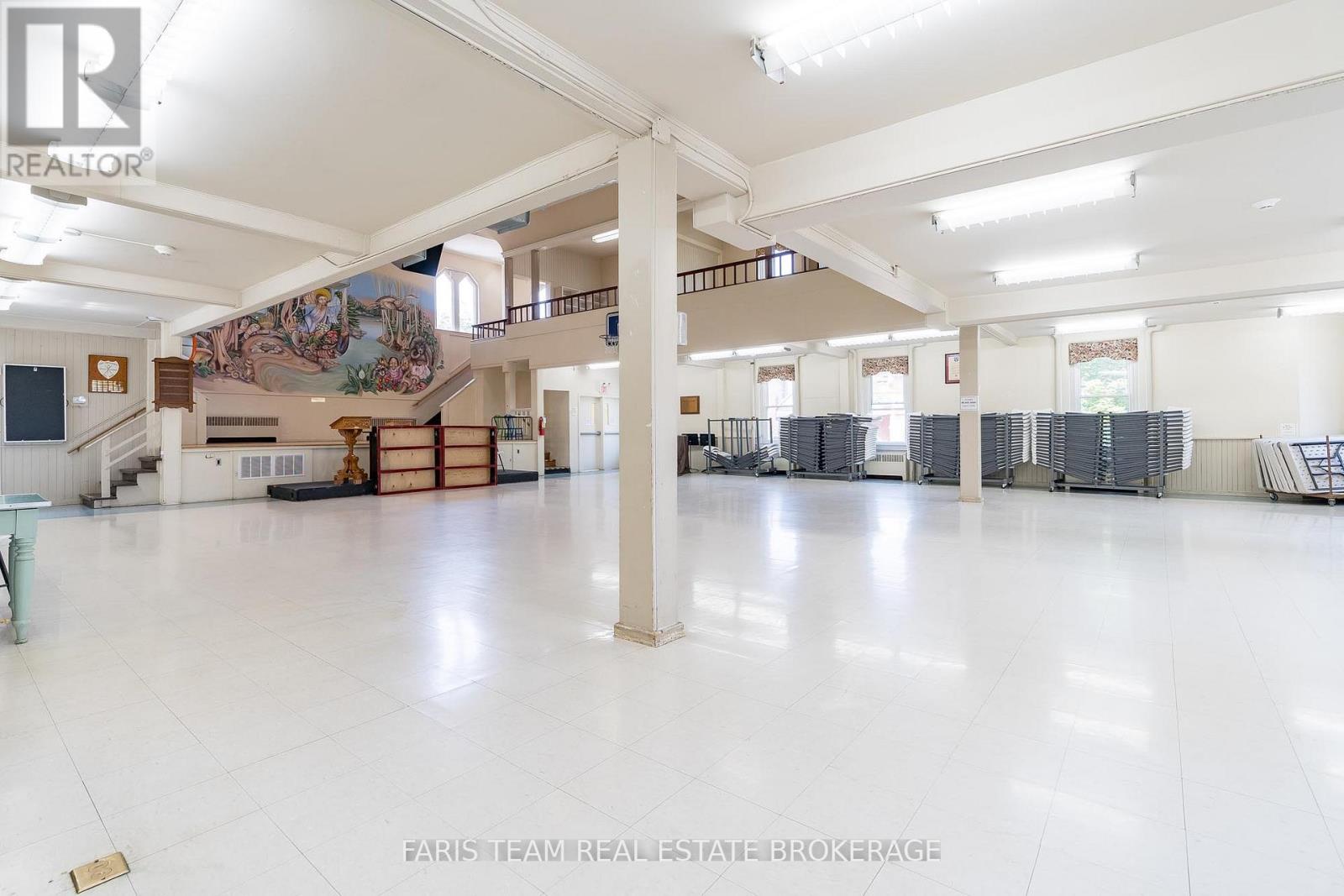 58 Peter Street N, Orillia, Ontario  L3V 4Y7 - Photo 14 - S12359904