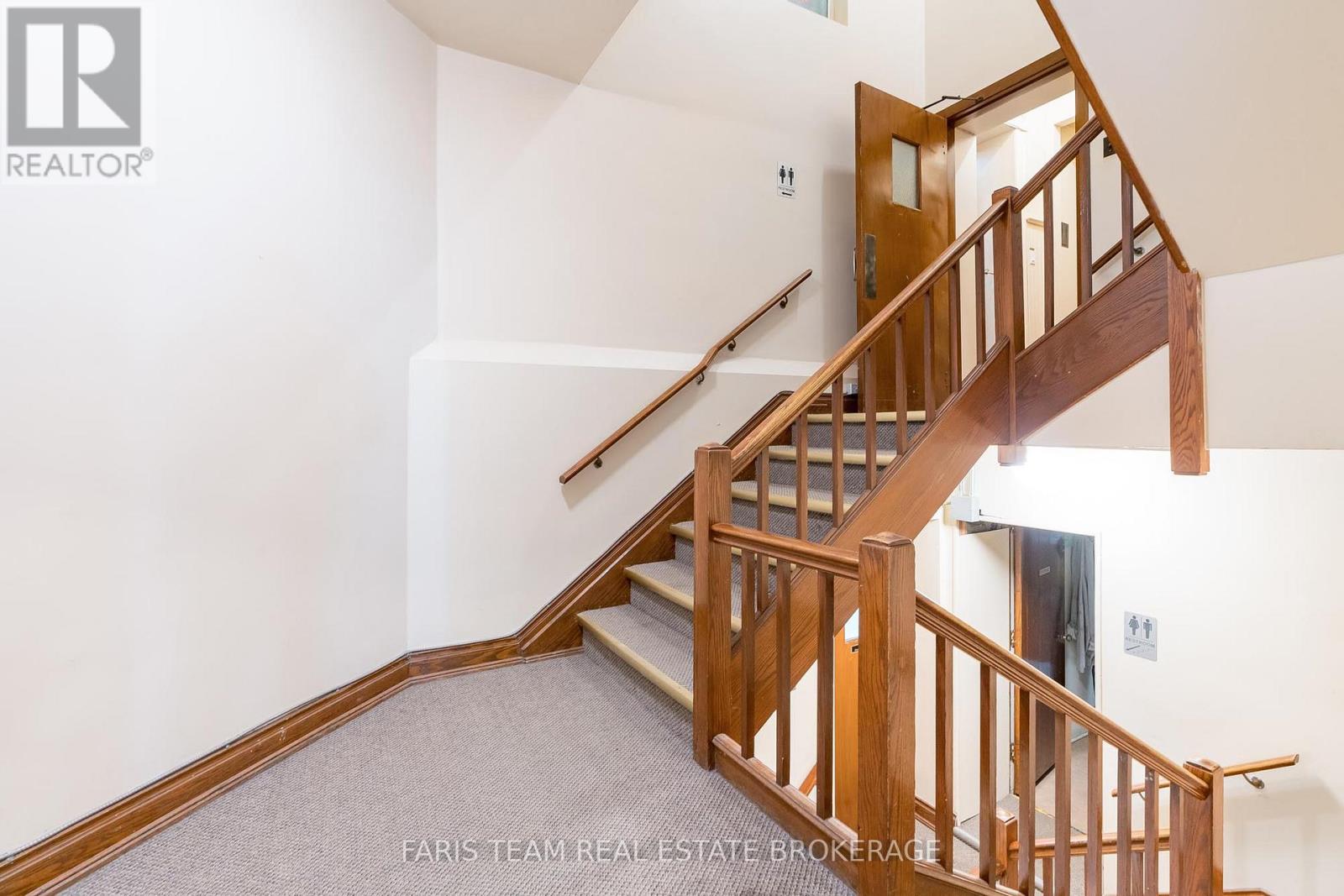 58 Peter Street N, Orillia, Ontario  L3V 4Y7 - Photo 28 - S12359904