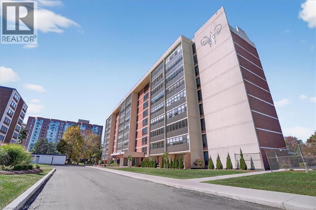 65 Westmount Road N Unit# 108, Waterloo, Ontario  N2L 5G6 - Photo 3 - 40775898