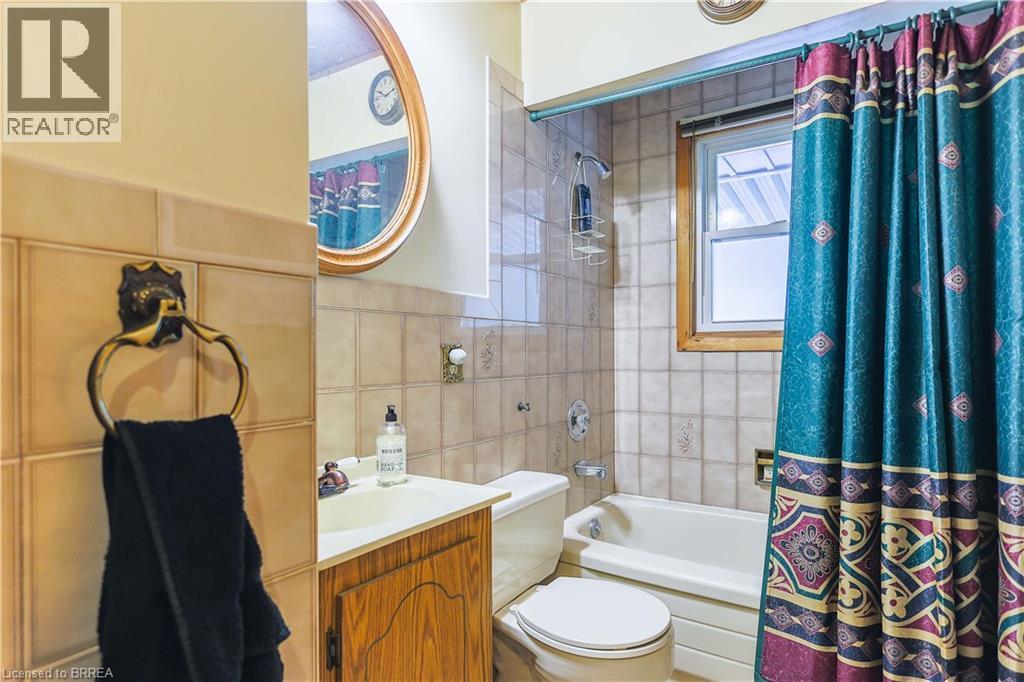 29 Albemarle Street, Brantford, Ontario  N3S 4N5 - Photo 23 - 40784917