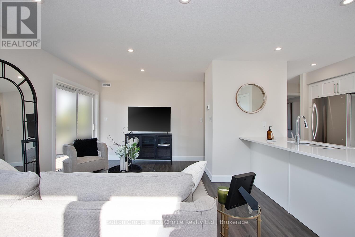 Unit 47 - 3202 Vivian Line, Stratford, Ontario  N5A 0K6 - Photo 6 - X12239644