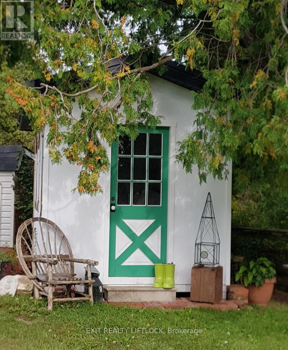 544 County Road 8, Douro-Dummer, Ontario  K0L 2H0 - Photo 38 - X12476524