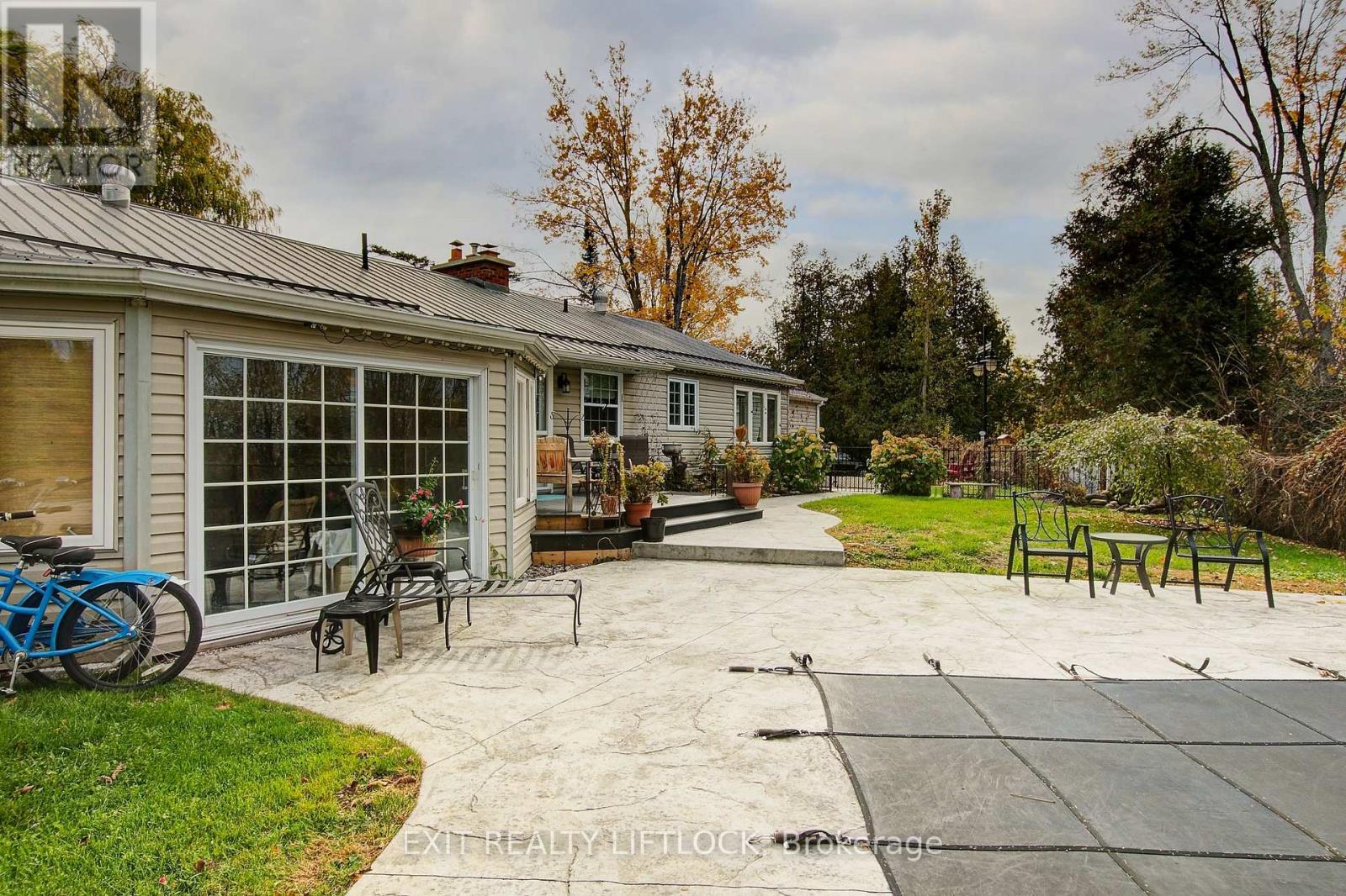 544 County Road 8, Douro-Dummer, Ontario  K0L 2H0 - Photo 33 - X12476524