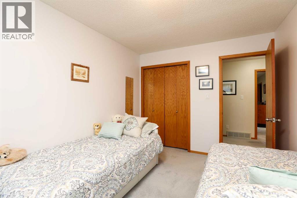 112 Edgewood Boulevard W, Lethbridge, Alberta  T1K 5Z7 - Photo 14 - A2262621