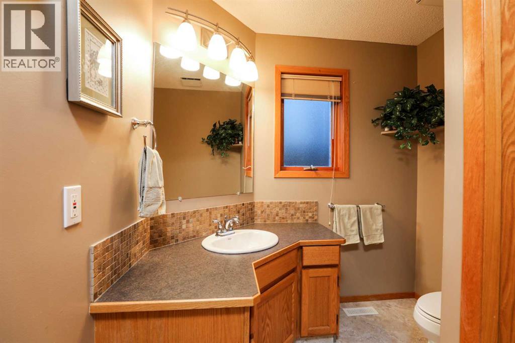 112 Edgewood Boulevard W, Lethbridge, Alberta  T1K 5Z7 - Photo 24 - A2262621