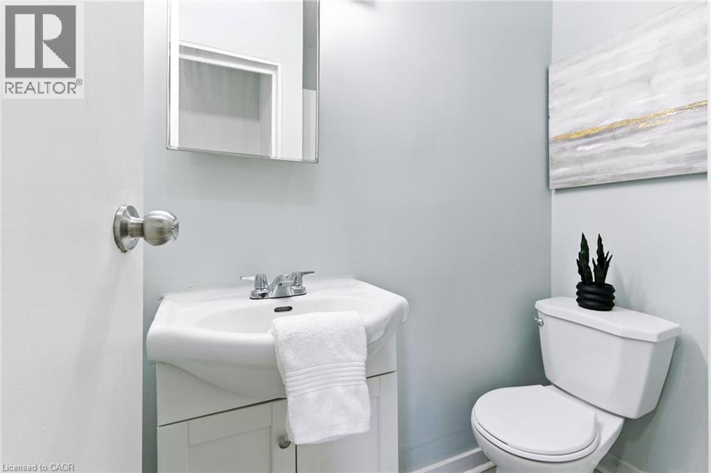 40 Aikman Avenue, Hamilton, Ontario  L8M 1P7 - Photo 7 - 40747542