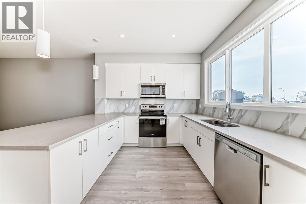 103 Magnolia Street Se, Calgary, Alberta  T3M 3H9 - Photo 5 - A2253621