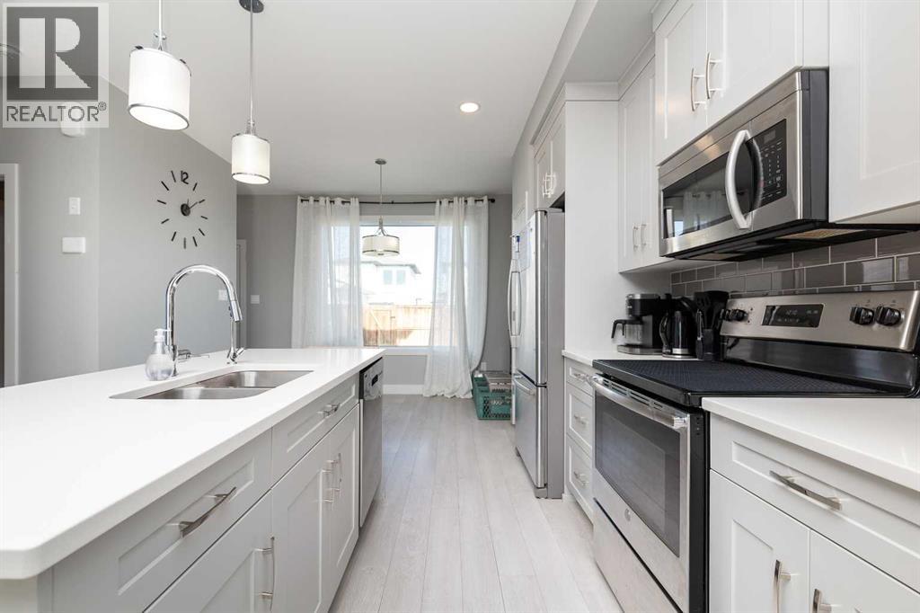 4521 Fairmont Gate S, Lethbridge, Alberta  T1K 8J3 - Photo 6 - A2268149