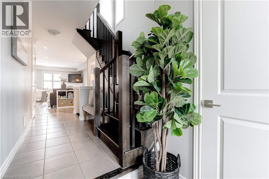 172 Westbank Trail, Stoney Creek, Ontario  L8J 0H3 - Photo 4 - 40784982