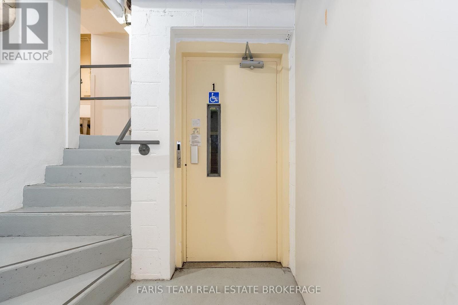 58 Peter Street N, Orillia, Ontario  L3V 4Y7 - Photo 32 - S12359904