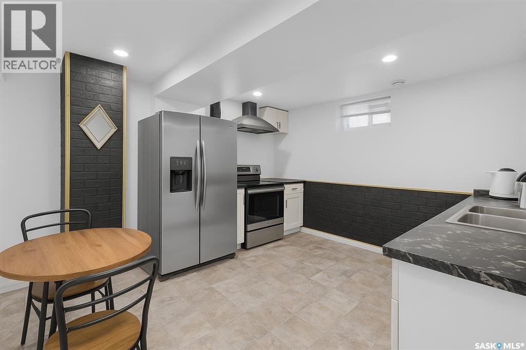 1755 9th Avenue E, Regina, Saskatchewan  S4N 4L7 - Photo 15 - SK021958
