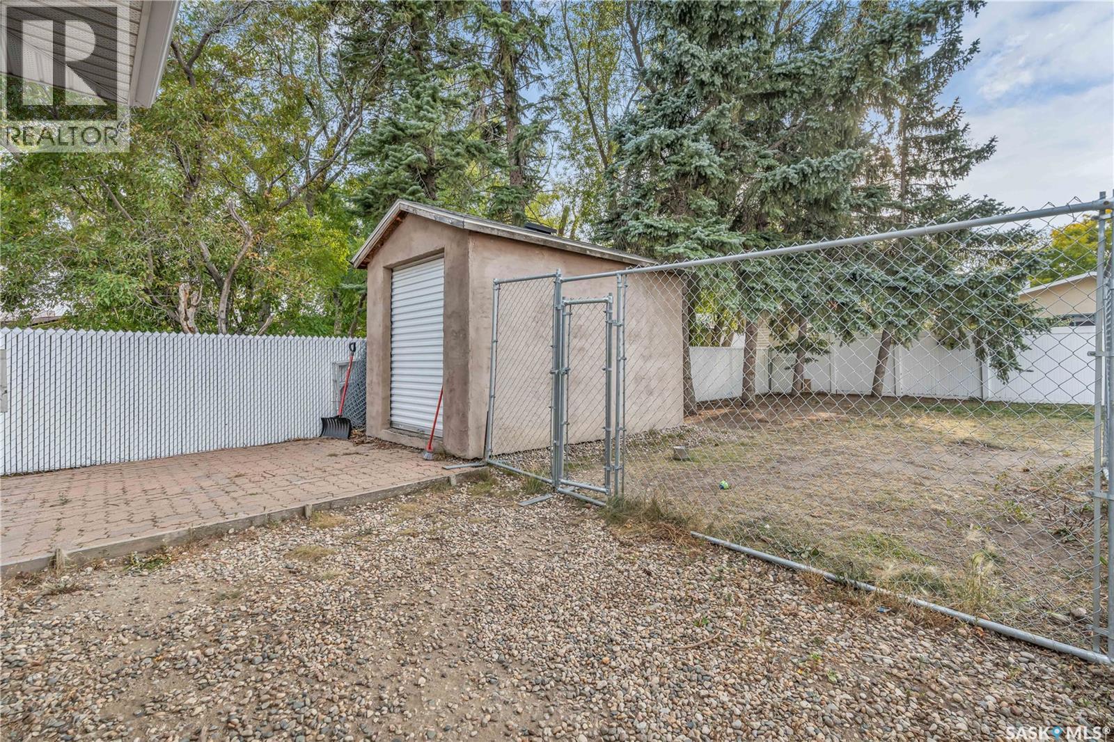 1755 9th Avenue E, Regina, Saskatchewan  S4N 4L7 - Photo 20 - SK021958