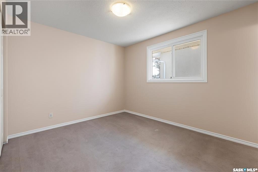 1755 9th Avenue E, Regina, Saskatchewan  S4N 4L7 - Photo 9 - SK021958