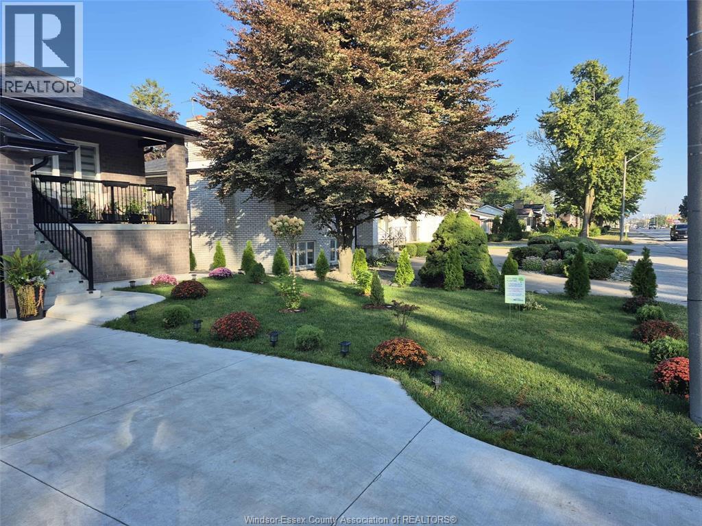 MLS# 25027783: 3515 DOUGALL, Windsor, Canada