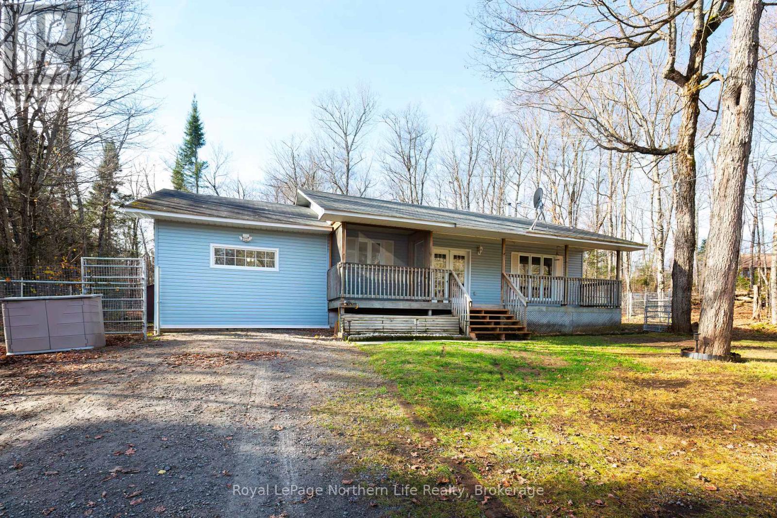 566 Deer Lake Road, Parry Sound Remote Area, Ontario  P0A 1X0 - Photo 3 - X12501898