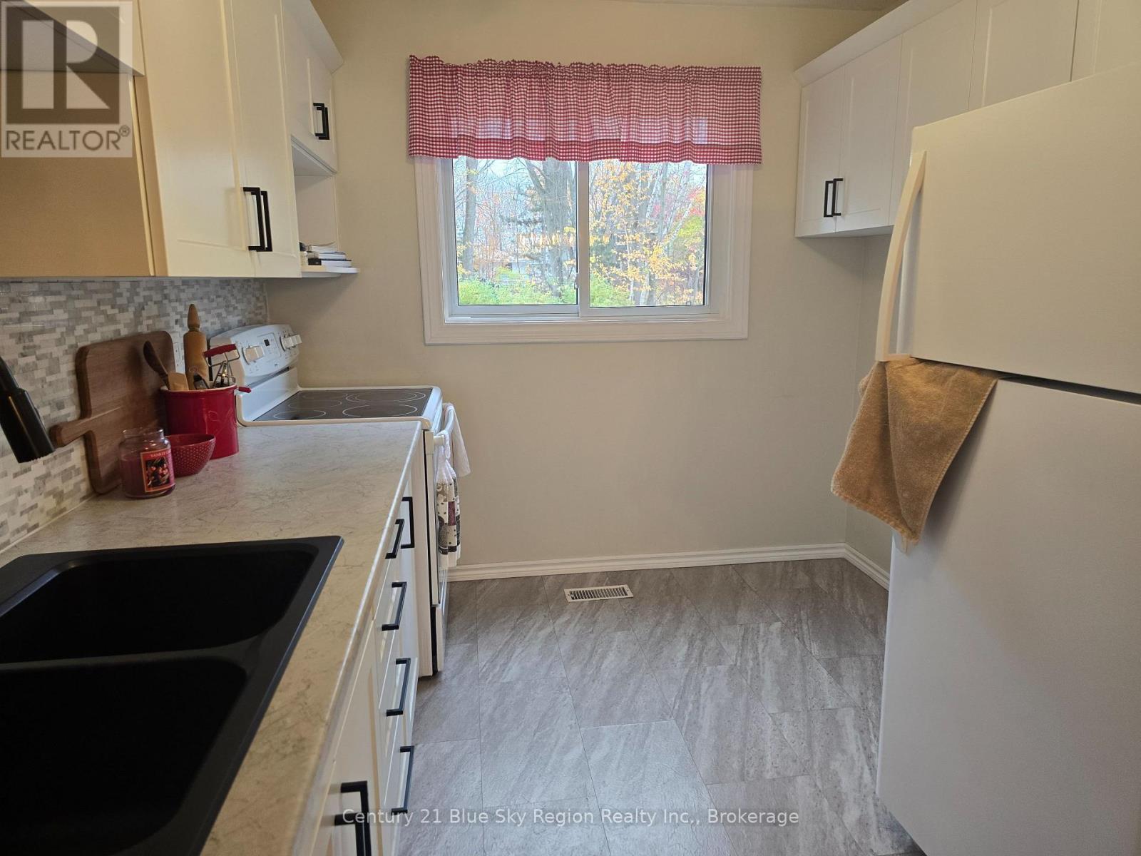 G3 - 450 Lakeshore Drive, North Bay (Ferris), Ontario  P1A 2E1 - Photo 11 - X12502050