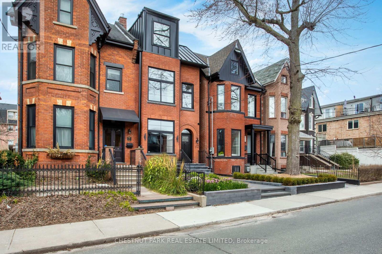 112 GIVINS STREET, Toronto, Ontario