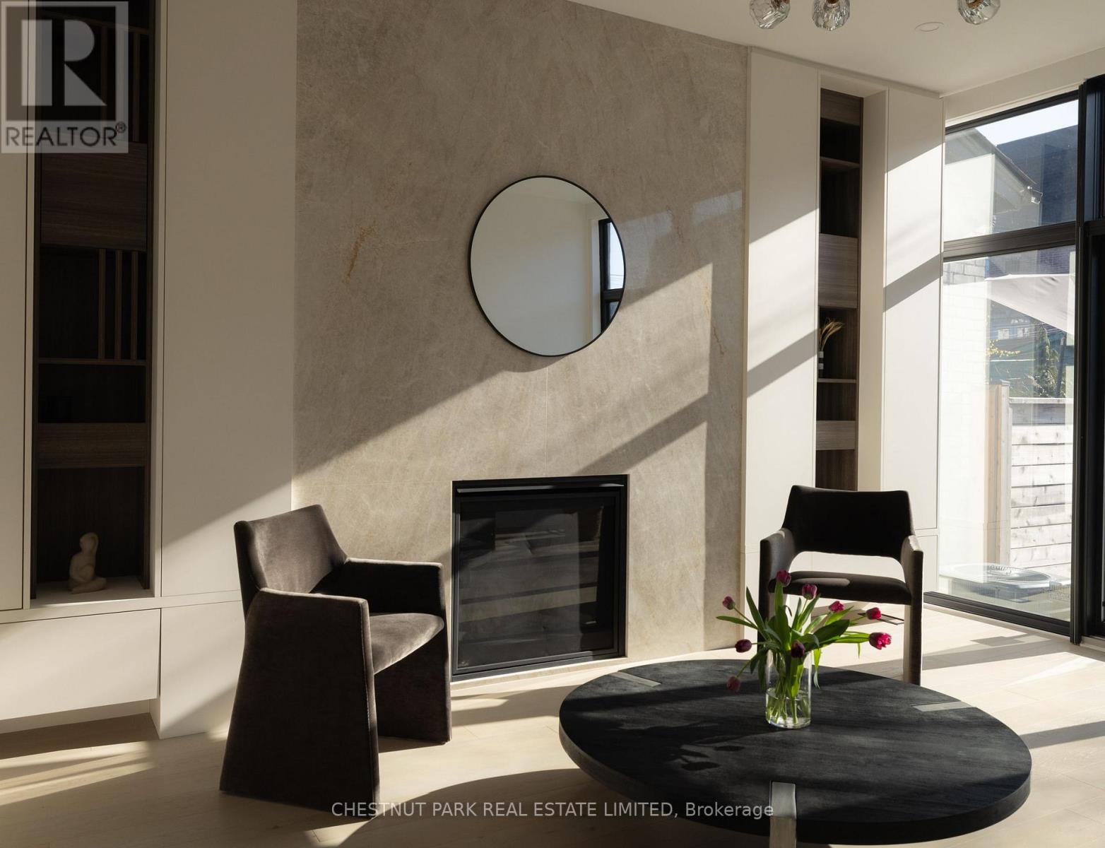 112 Givins Street, Toronto, Ontario  M6J 2X9 - Photo 18 - C12501702