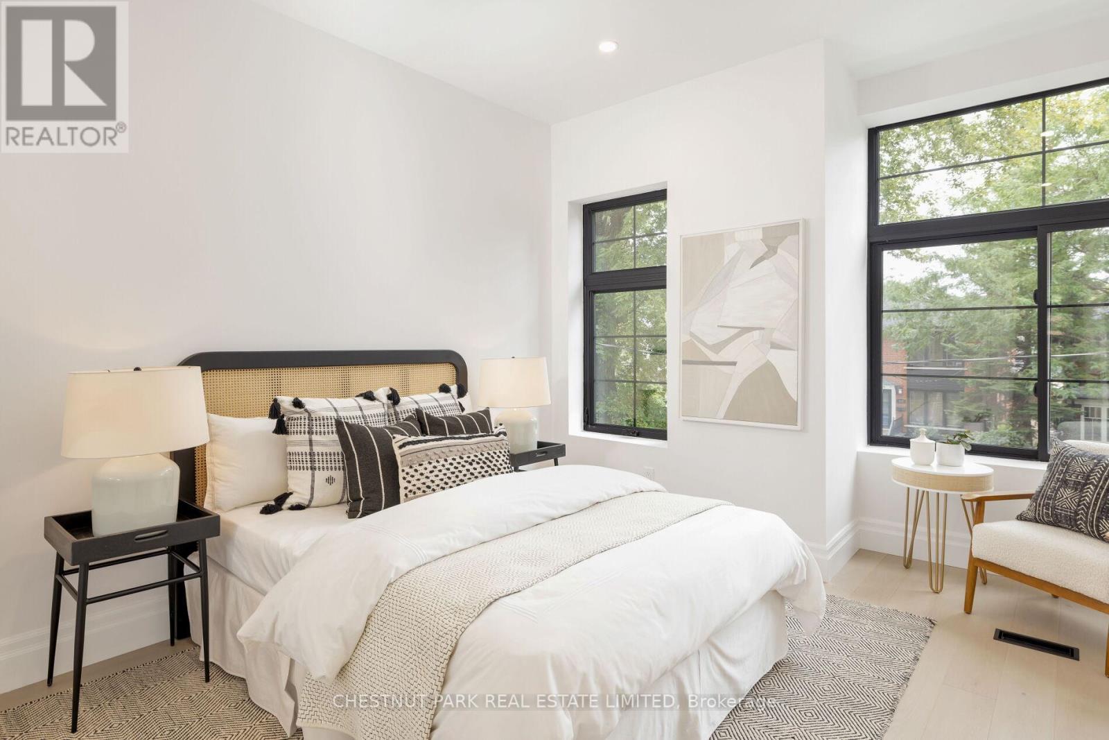 112 Givins Street, Toronto, Ontario  M6J 2X9 - Photo 27 - C12501702