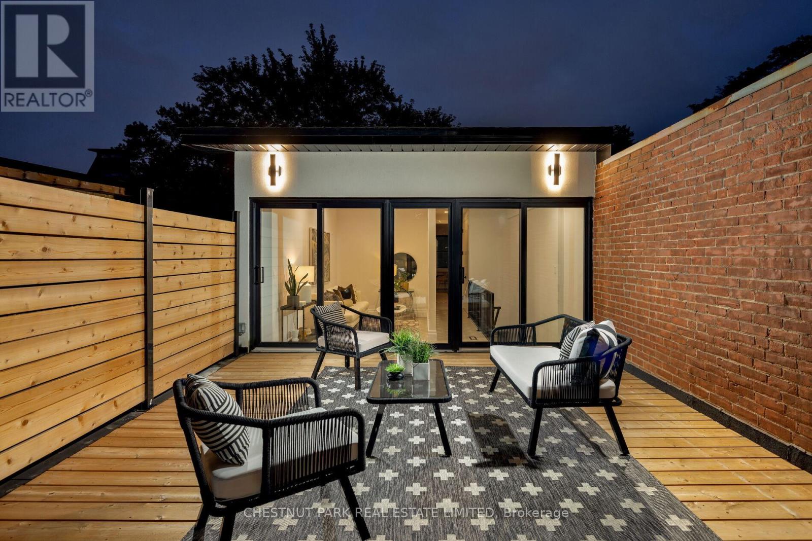 112 Givins Street, Toronto, Ontario  M6J 2X9 - Photo 36 - C12501702