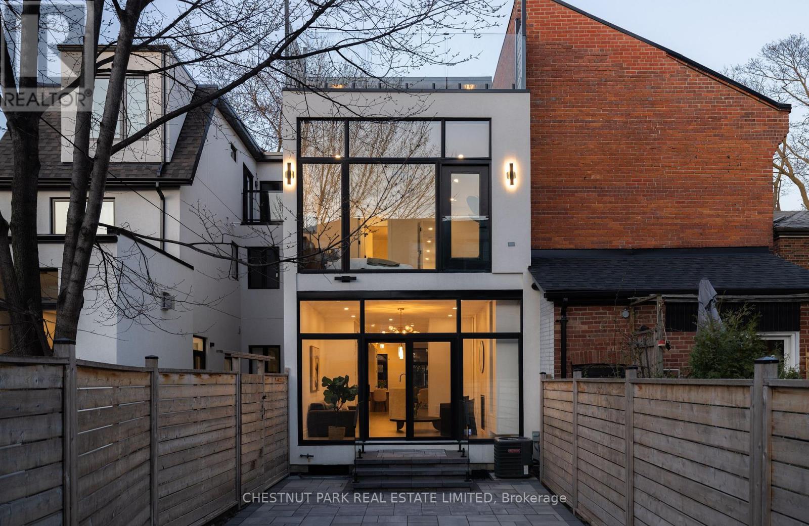 112 Givins Street, Toronto, Ontario  M6J 2X9 - Photo 48 - C12501702