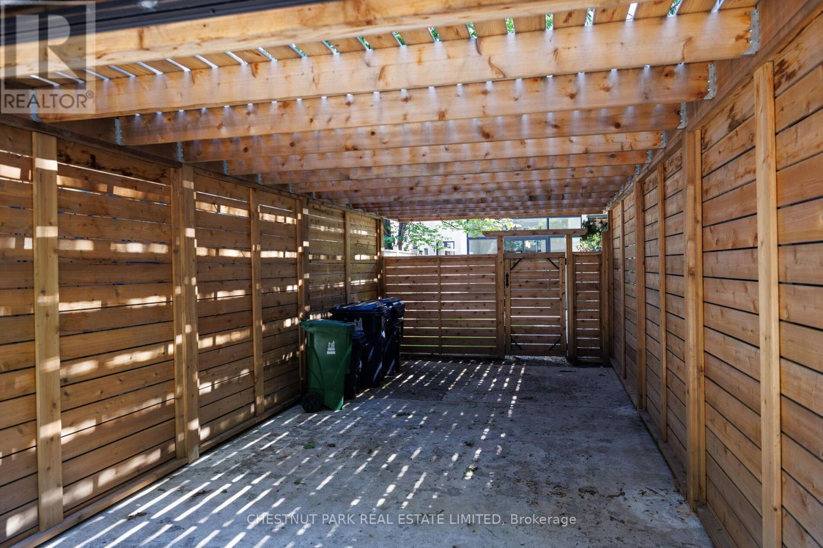 112 Givins Street, Toronto, Ontario  M6J 2X9 - Photo 49 - C12501702