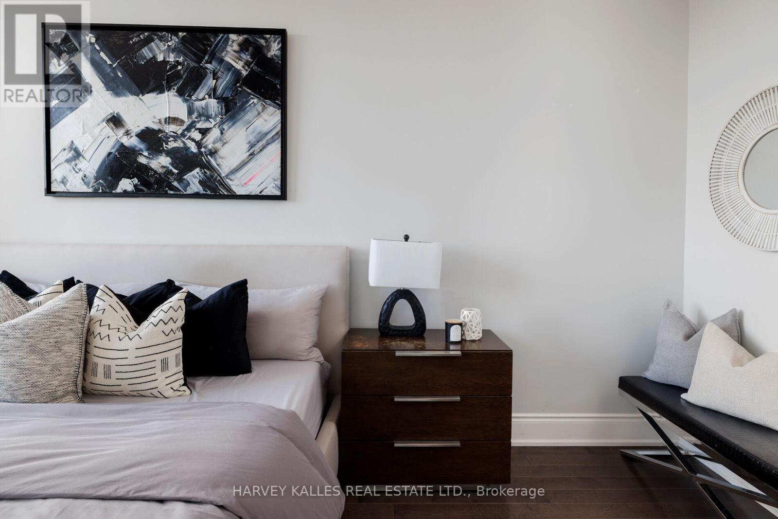 1007 - 23 Glebe Road W, Toronto, Ontario  M5P 0A1 - Photo 14 - C12501740